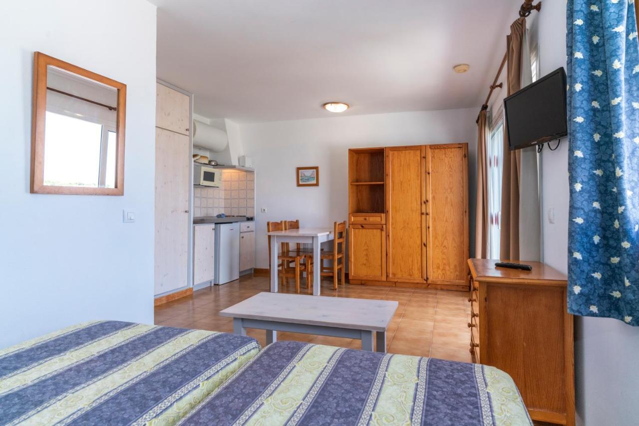 Apartamentos Vista Blanes Cala'N Blanes  Esterno foto